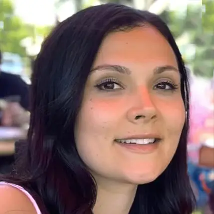 Julia C. Julia C.